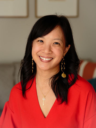 Edna Lee- Teaching Contributor